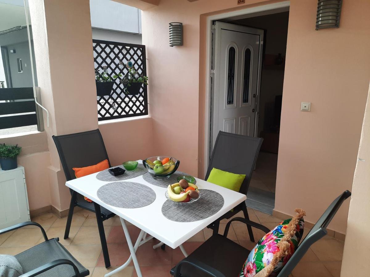 Pavlos Apartment Chrissi Akti Chania Exterior foto