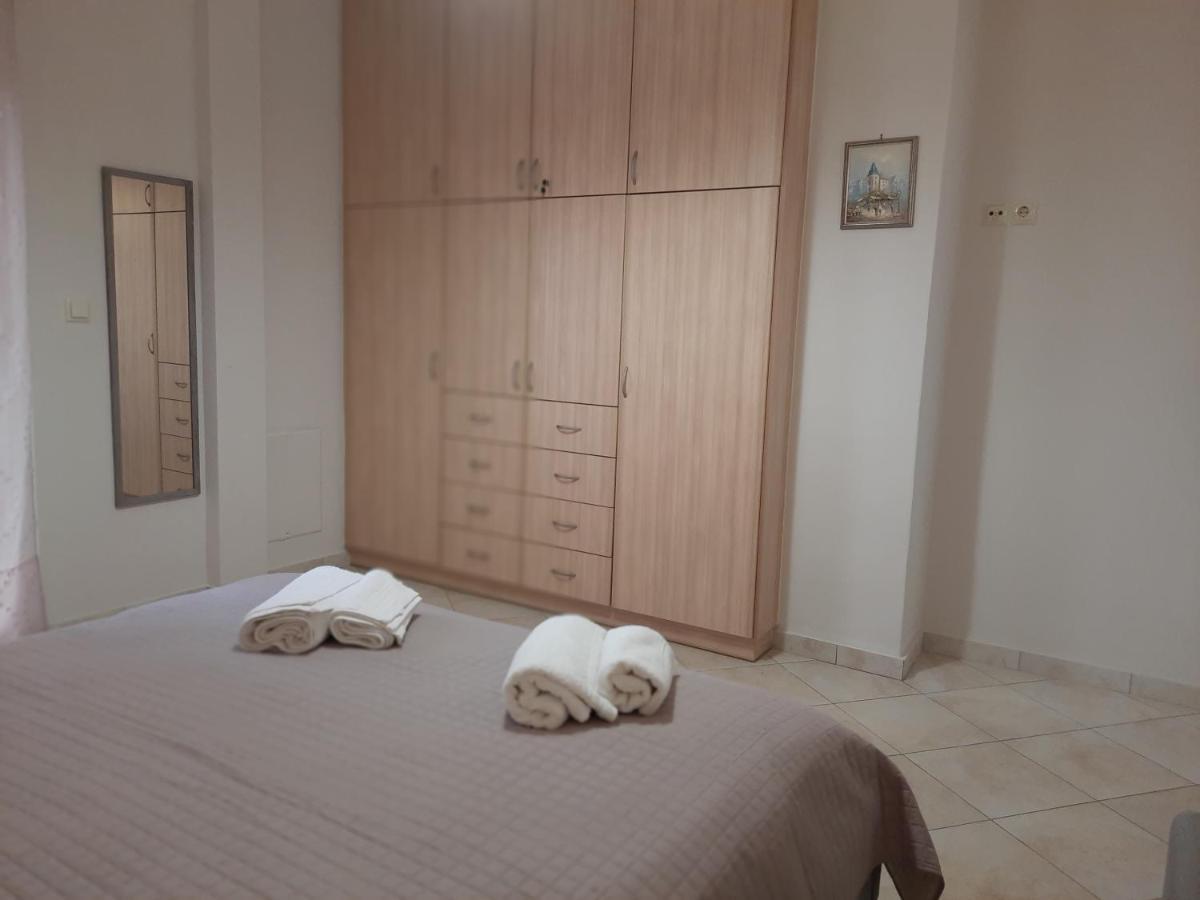 Pavlos Apartment Chrissi Akti Chania Exterior foto