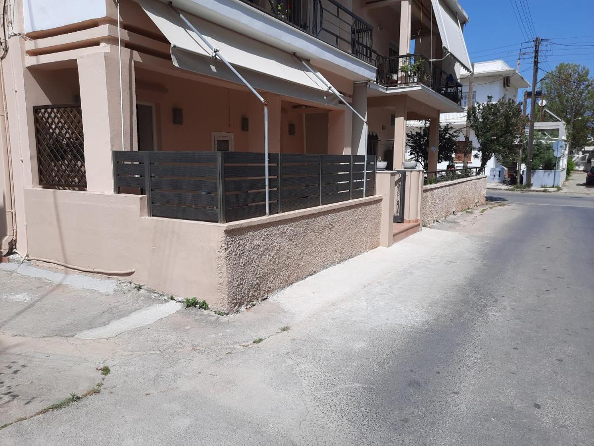 Pavlos Apartment Chrissi Akti Chania Exterior foto